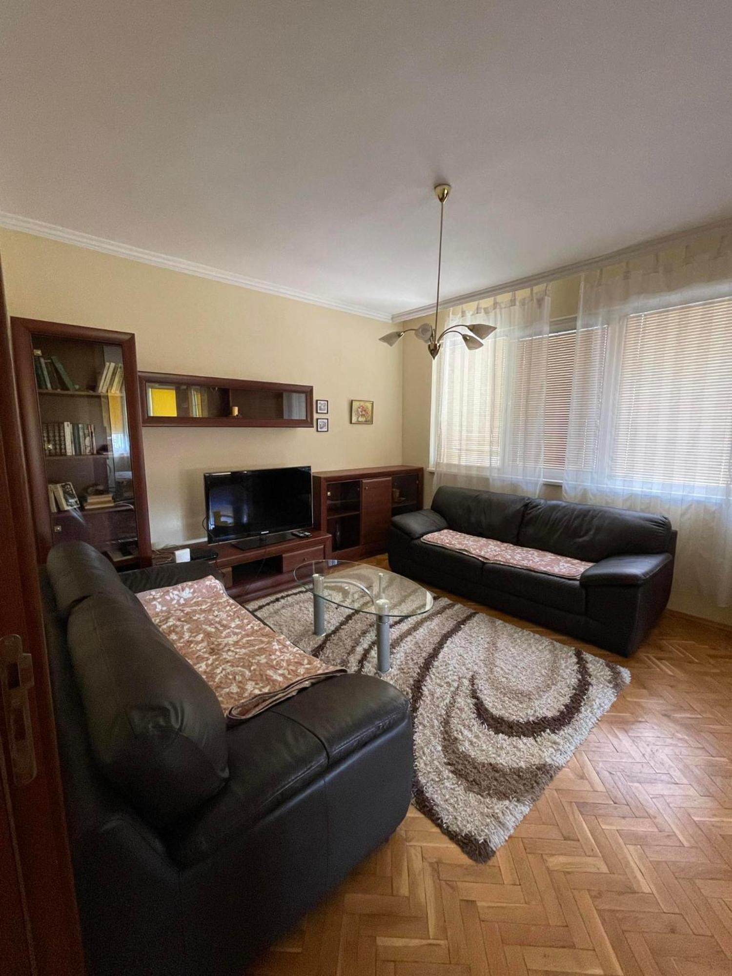 Sunny Cozy Flat In The Centre, Close To Beach, 4 Rooms, 105Sqm Varna Esterno foto