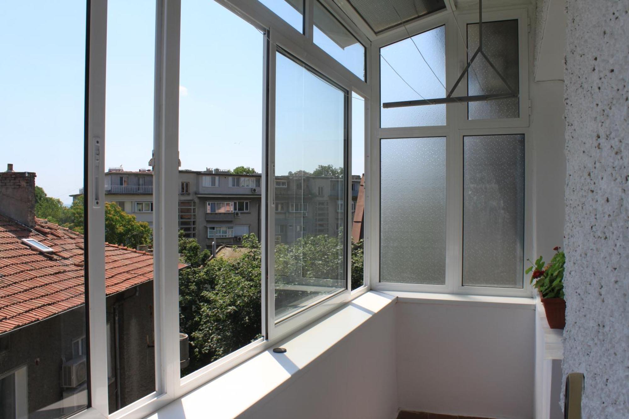 Sunny Cozy Flat In The Centre, Close To Beach, 4 Rooms, 105Sqm Varna Esterno foto